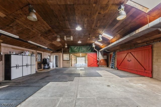 10 Pidgeon Hill Rd, Wantage Twp., NJ 07461