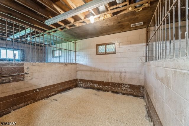 10 Pidgeon Hill Rd, Wantage Twp., NJ 07461