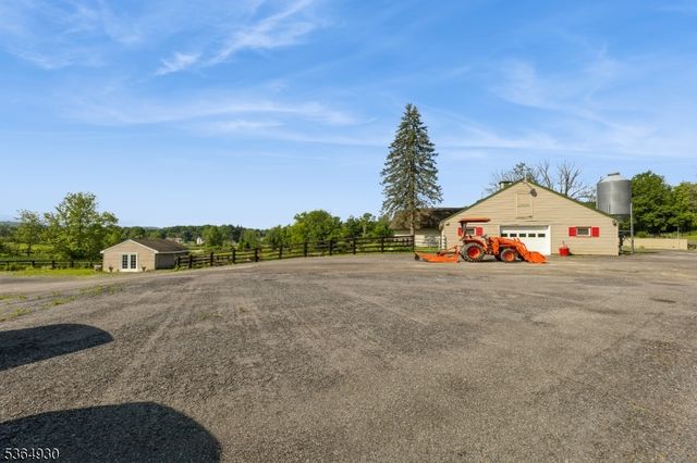 10 Pidgeon Hill Rd, Wantage Twp., NJ 07461