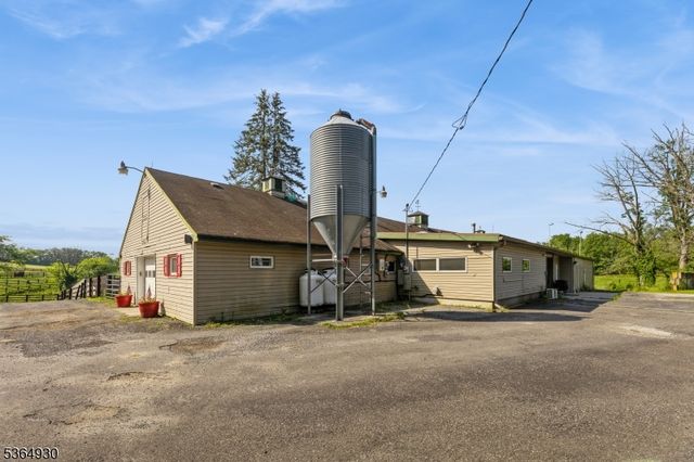 10 Pidgeon Hill Rd, Wantage Twp., NJ 07461