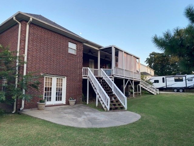 307 Autumnwood Drive, Russellville, AR 72802