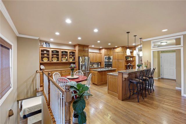 307 Autumnwood Drive, Russellville, AR 72802