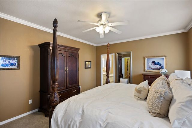 307 Autumnwood Drive, Russellville, AR 72802