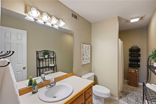 307 Autumnwood Drive, Russellville, AR 72802