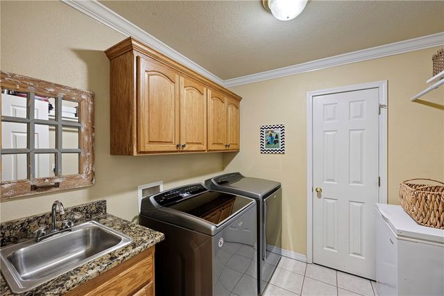 307 Autumnwood Drive, Russellville, AR 72802