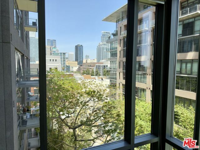 1100 S Hope Street 907, Los Angeles, CA 90015