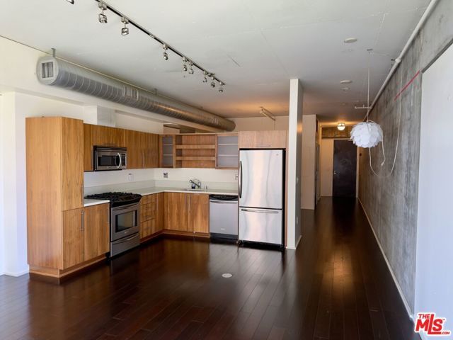 1100 S Hope Street 907, Los Angeles, CA 90015
