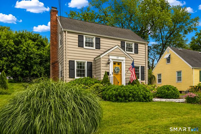 33 Edgemere Avenue, West Hartford, CT 06110