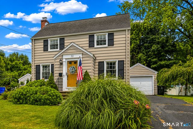 33 Edgemere Avenue, West Hartford, CT 06110