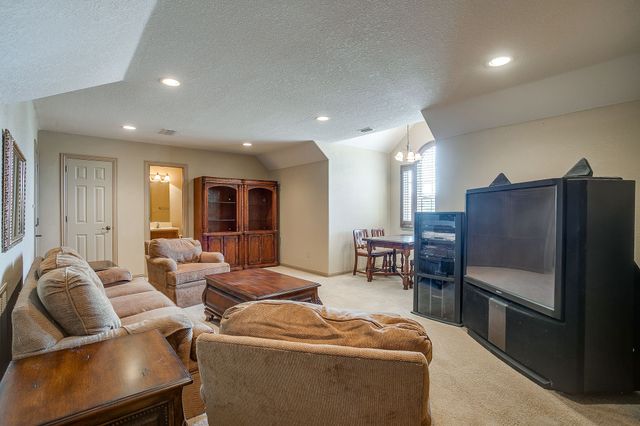 2300 E Emerald Bend, Granbury, TX 76049