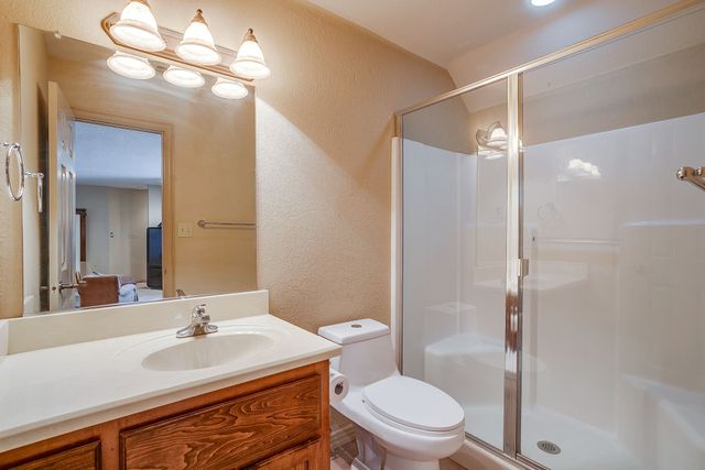 2300 E Emerald Bend, Granbury, TX 76049