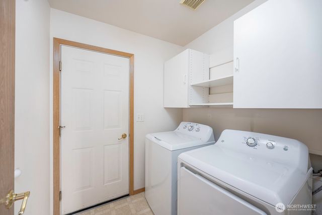 1351 E Yost Circle, Moses Lake, WA 98837