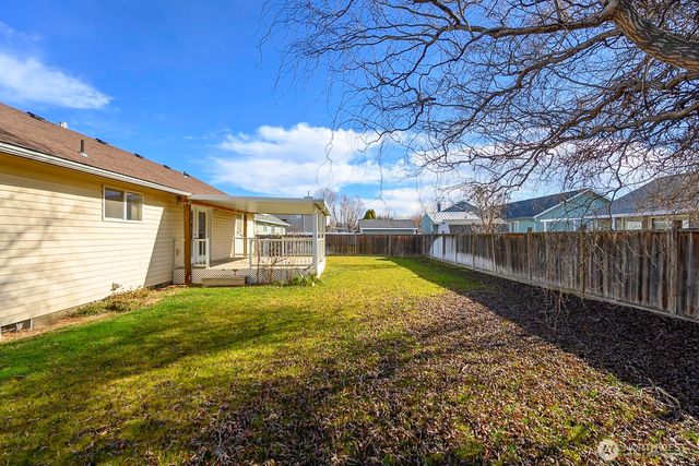 1351 E Yost Circle, Moses Lake, WA 98837