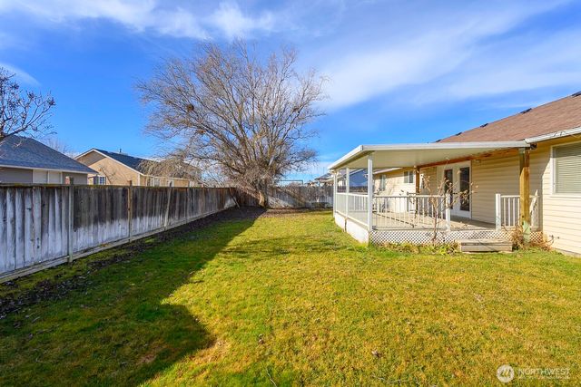 1351 E Yost Circle, Moses Lake, WA 98837