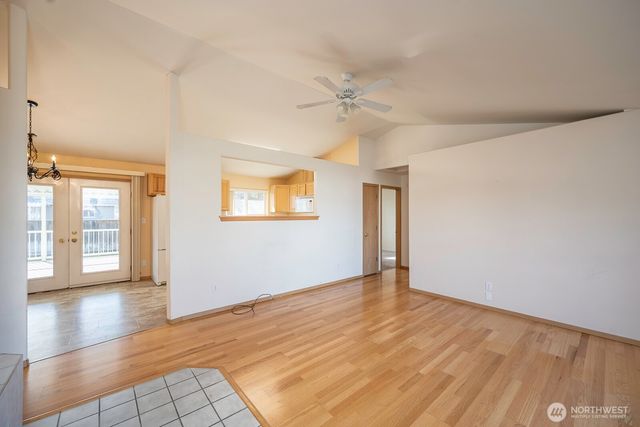 1351 E Yost Circle, Moses Lake, WA 98837