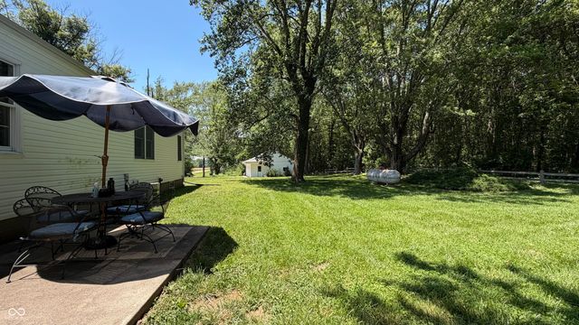 10932 E County Road 1025 N, Seymour, IN 47274