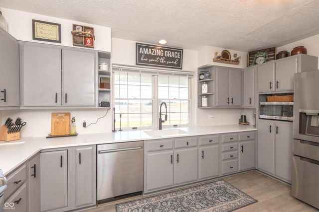 10932 E County Road 1025 N, Seymour, IN 47274