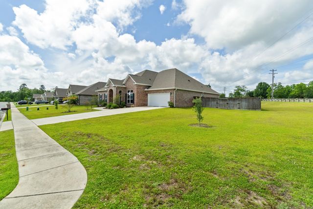 7004 Glen Eagle Dr., Biloxi, MS 39532
