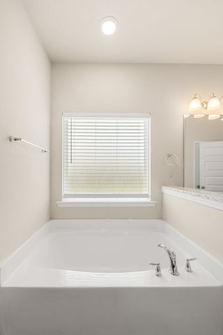 7004 Glen Eagle Dr., Biloxi, MS 39532