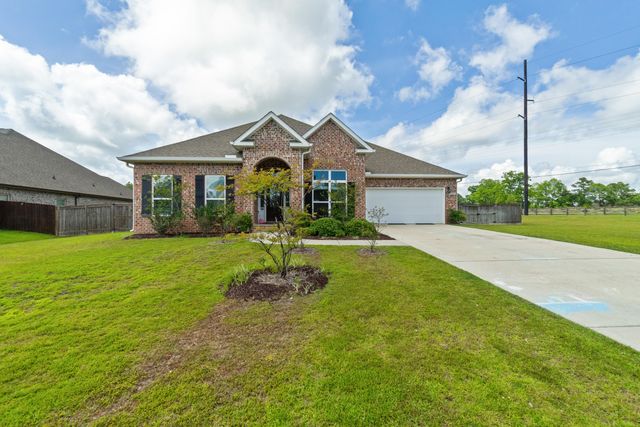 7004 Glen Eagle Dr., Biloxi, MS 39532