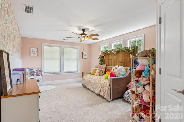 16521 Governors Club Court, Charlotte, NC 28278