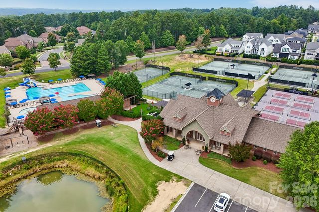 16521 Governors Club Court, Charlotte, NC 28278