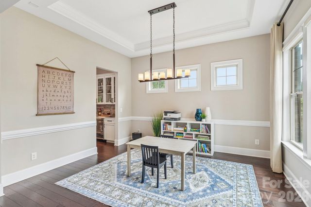 16521 Governors Club Court, Charlotte, NC 28278