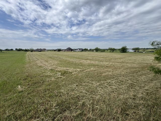 220 Martingale Drive, Oak Point, TX 75068