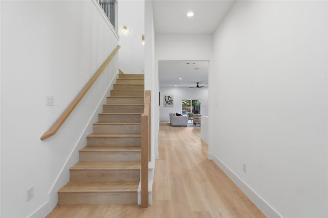 2329 Stoneman Street, Dallas, TX 75215