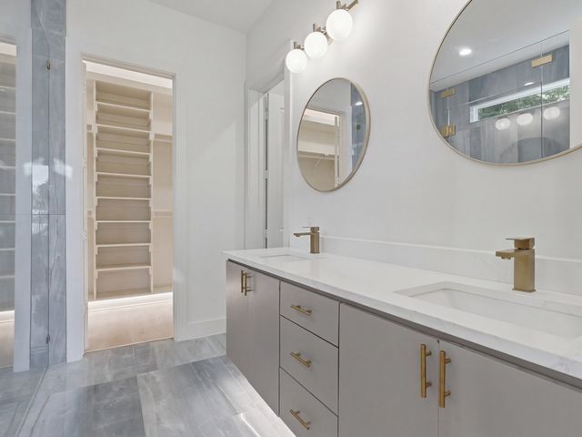 2329 Stoneman Street, Dallas, TX 75215
