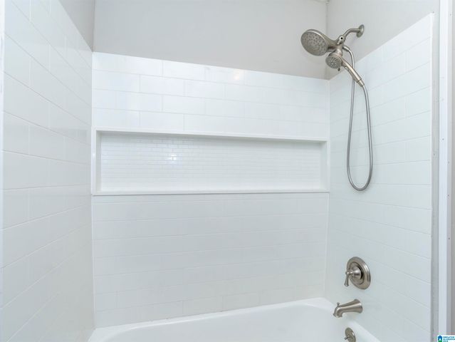 1860 WOODLAND AVENUE SW, Birmingham, AL 35211