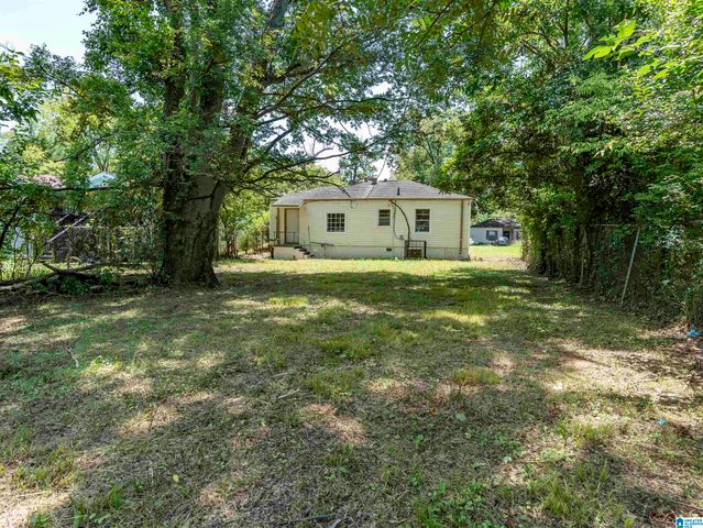 1860 WOODLAND AVENUE SW, Birmingham, AL 35211