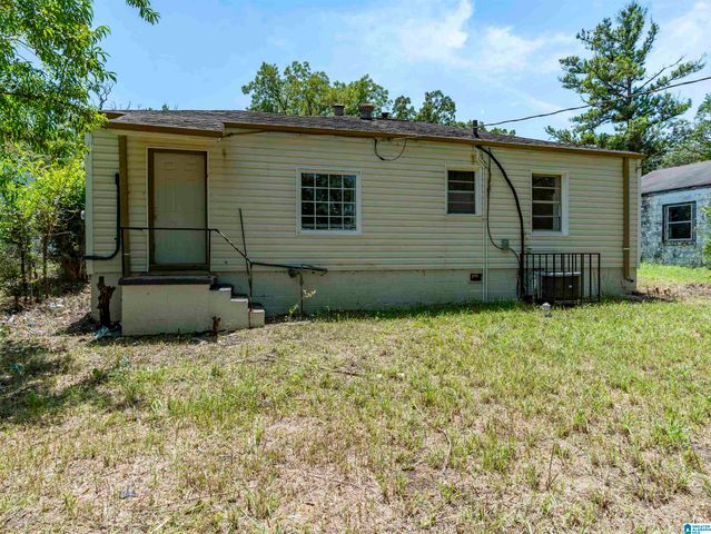 1860 WOODLAND AVENUE SW, Birmingham, AL 35211