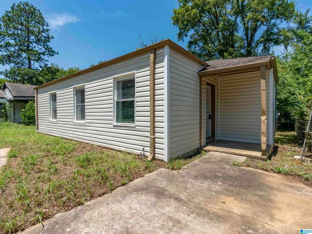 1860 WOODLAND AVENUE SW, Birmingham, AL 35211
