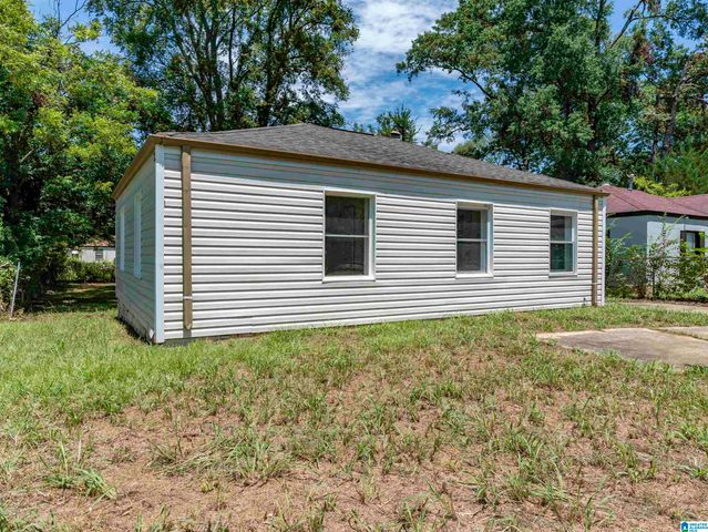 1860 WOODLAND AVENUE SW, Birmingham, AL 35211