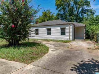 1860 WOODLAND AVENUE SW, Birmingham, AL 35211
