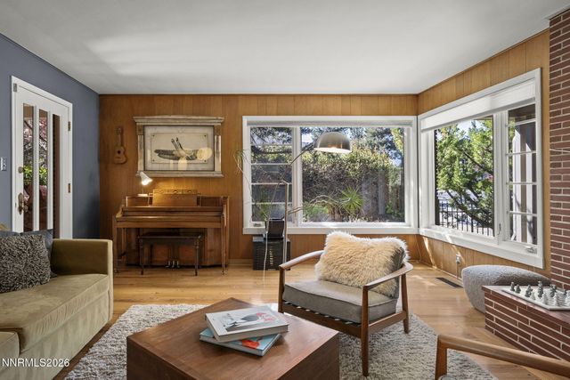 1180 Sharon Way, Reno, NV 89509