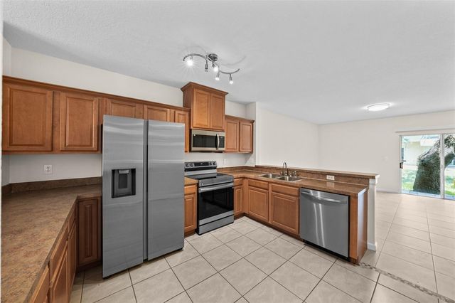 5824 NATURE TERRACE COVE, Tampa, FL 33617