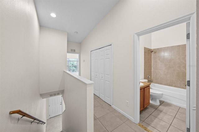 5824 NATURE TERRACE COVE, Tampa, FL 33617