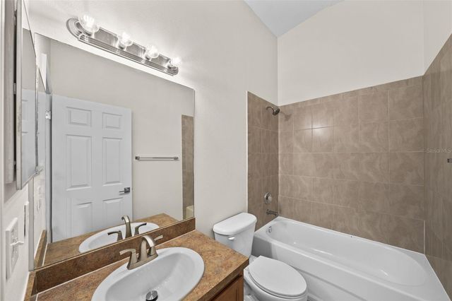 5824 NATURE TERRACE COVE, Tampa, FL 33617