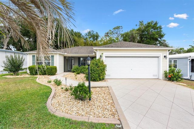 428 TARRSON BOULEVARD, Lady Lake, FL 32159