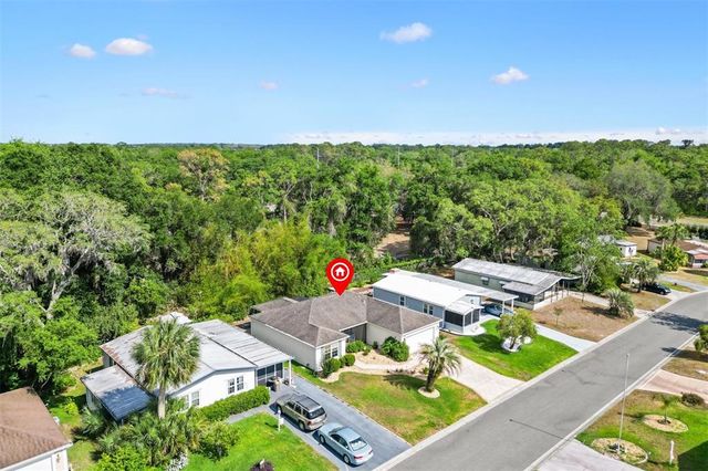 428 TARRSON BOULEVARD, Lady Lake, FL 32159