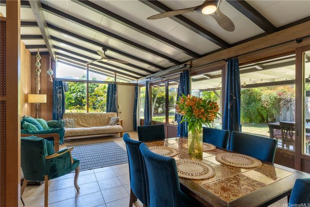 41-1025 Nenue Street, Waimanalo, HI 96795