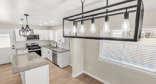 425 Pear Lane, Grand Junction, CO 81504