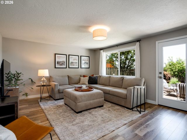 4667 Nw TUMALO Ct, Portland, OR 97229