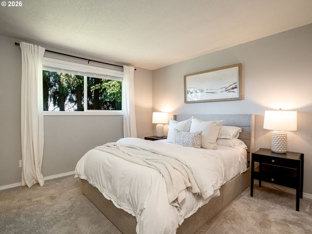 4667 Nw TUMALO Ct, Portland, OR 97229