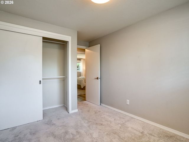 4667 Nw TUMALO Ct, Portland, OR 97229