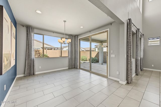 8930 W VERMONT Avenue, Glendale, AZ 85305