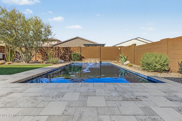 8930 W VERMONT Avenue, Glendale, AZ 85305