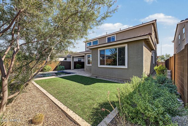 8930 W VERMONT Avenue, Glendale, AZ 85305